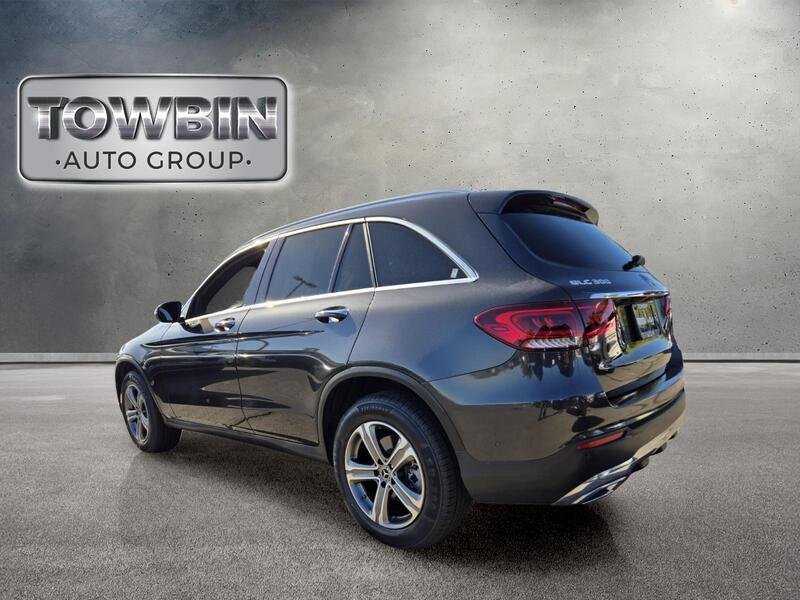 Used 2021 Mercedes-Benz GLC 300 w/ Multimedia Package image 7