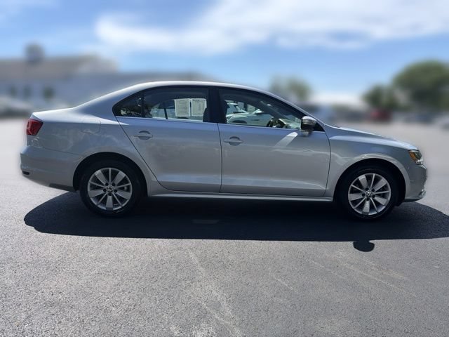 Used 2015 Volkswagen Jetta SE FWD image 8
