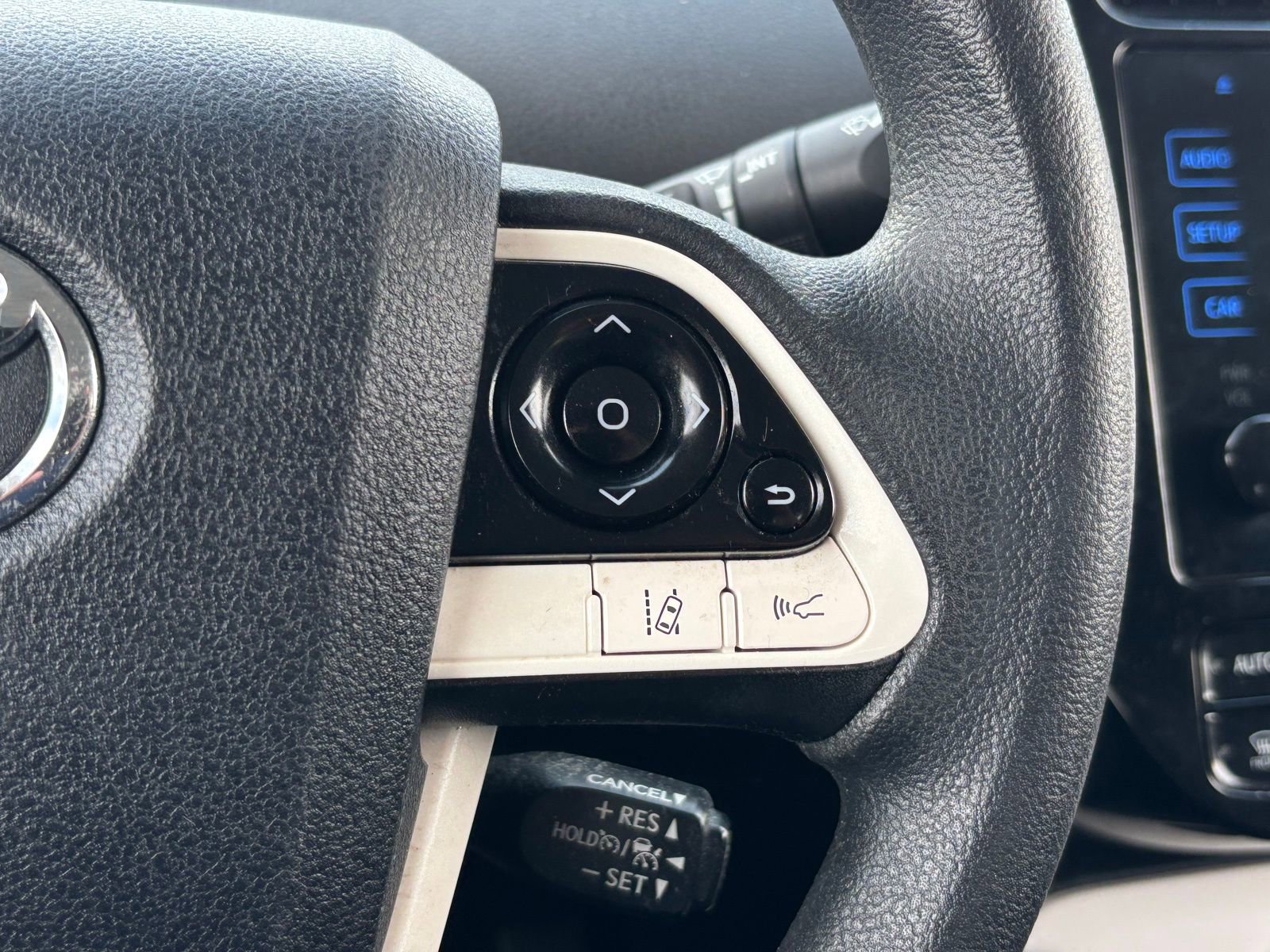 Used 2018 Toyota Prius Two image 21