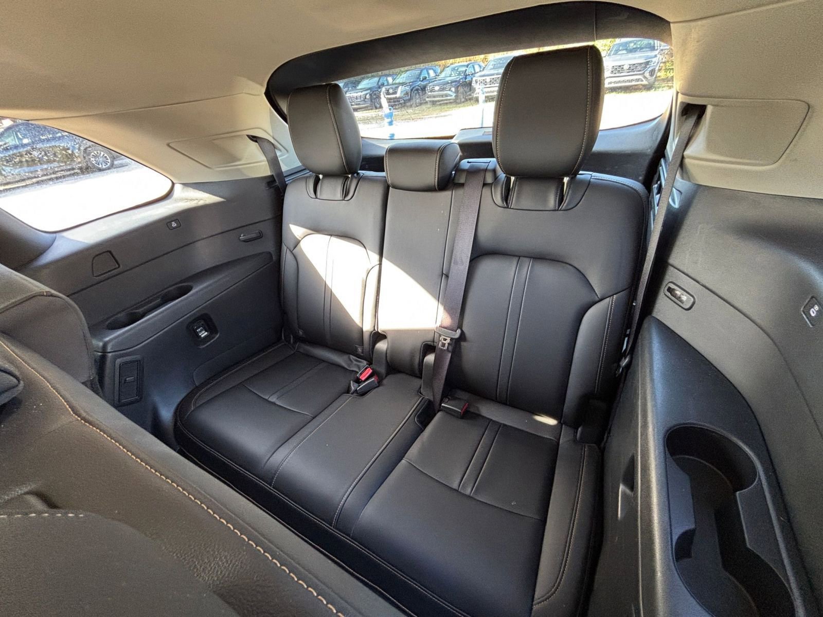 Used 2025 MAZDA CX-90 3.3 Turbo w/ Preferred Package AWD/4WD image 31