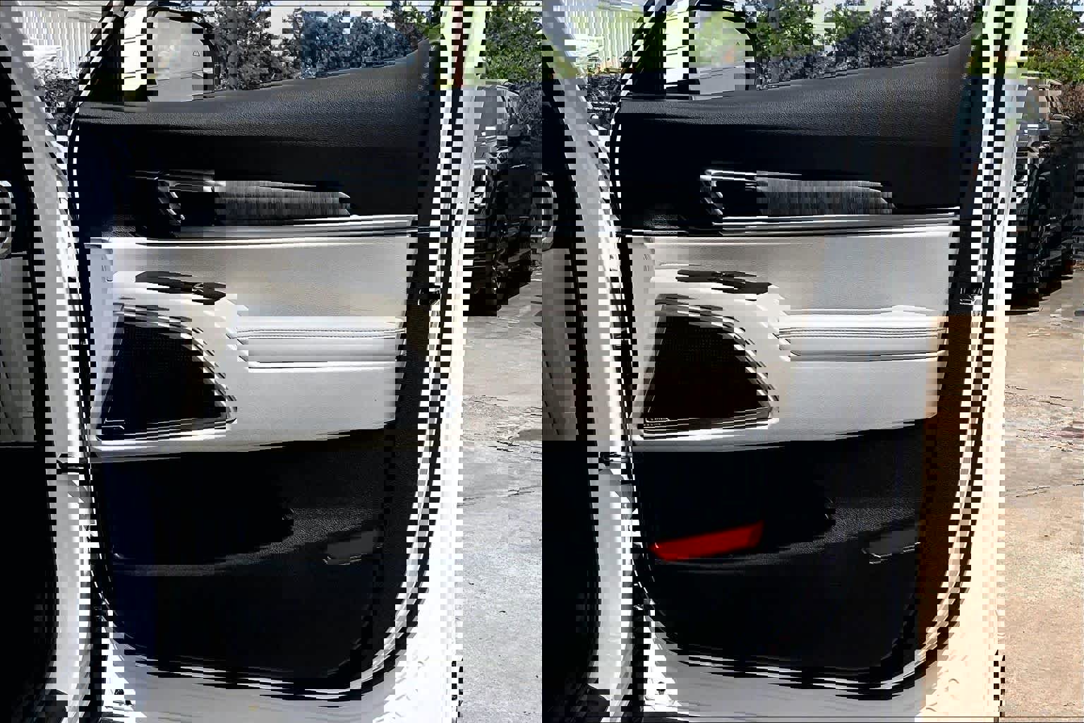 Used 2024 Kia Telluride EX w/ EX Captain's Chair Package image 22