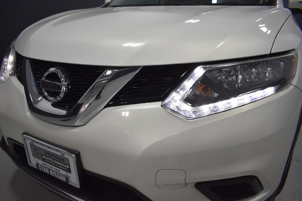 Used 2014 Nissan Rogue SV w/ SV Premium Package FWD image 11