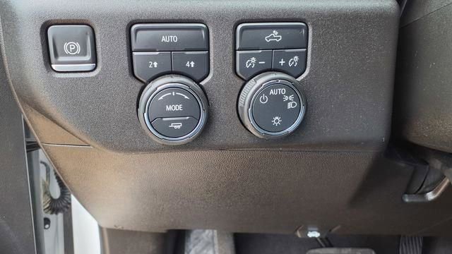 Used 2025 Chevrolet Silverado 1500 LT image 29