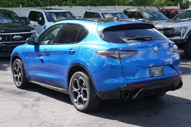 Used 2024 Alfa Romeo Stelvio Veloce AWD/4WD image 10