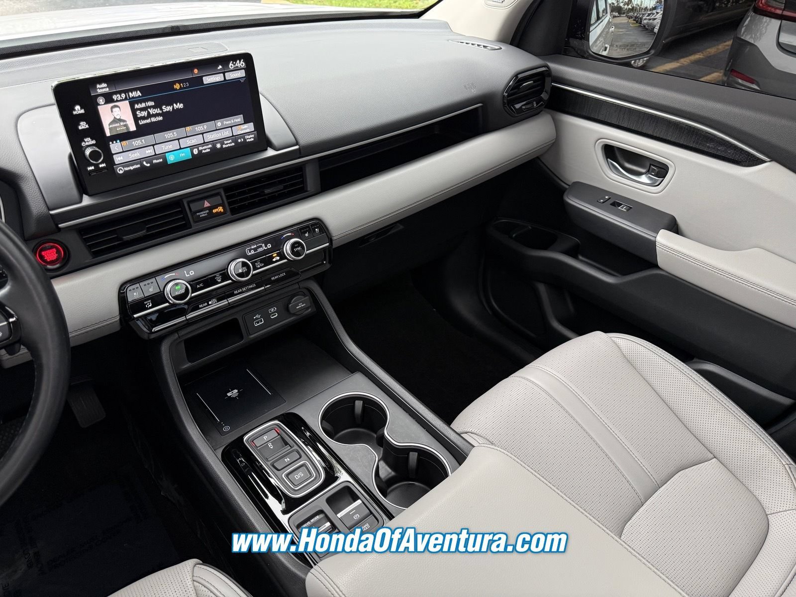 Certified 2025 Honda Pilot Elite image 17