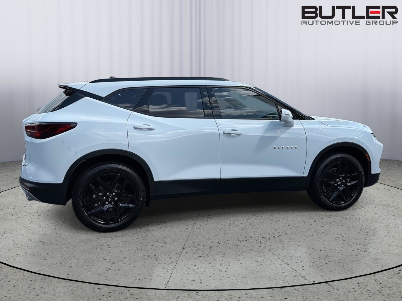 New 2026 Chevrolet Blazer LT w/ Sound & Technology Package FWD image 7