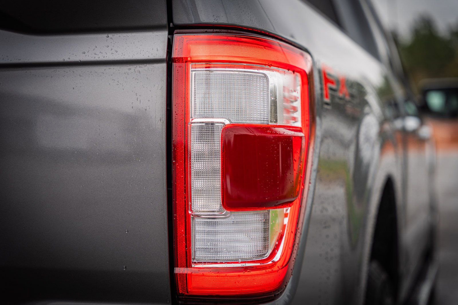 Used 2022 Ford F150 Lariat image 14