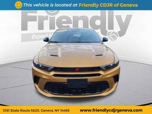 Used 2024 Dodge Hornet R/T image 2