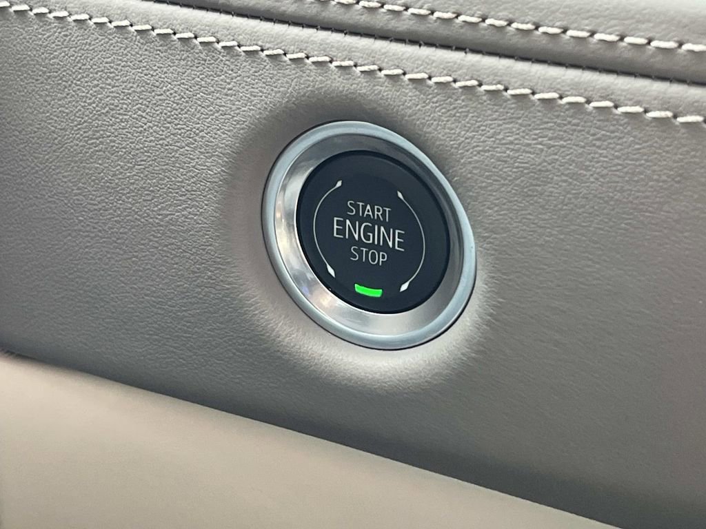 Certified 2025 Cadillac Escalade Sport Platinum image 40