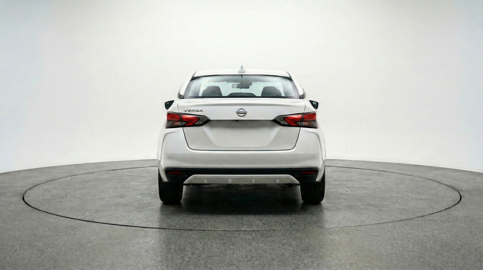 Used 2025 Nissan Versa SV FWD image 7