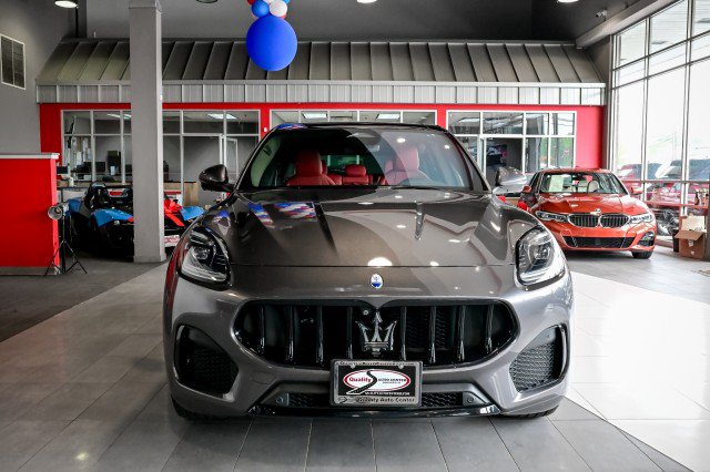 Used 2023 Maserati Grecale Modena AWD/4WD image 3