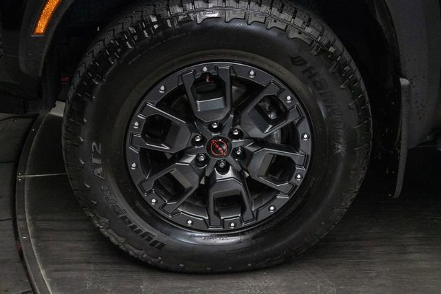 Used 2023 Nissan Frontier PRO-4X w/ Pro-4X Premium Package image 8