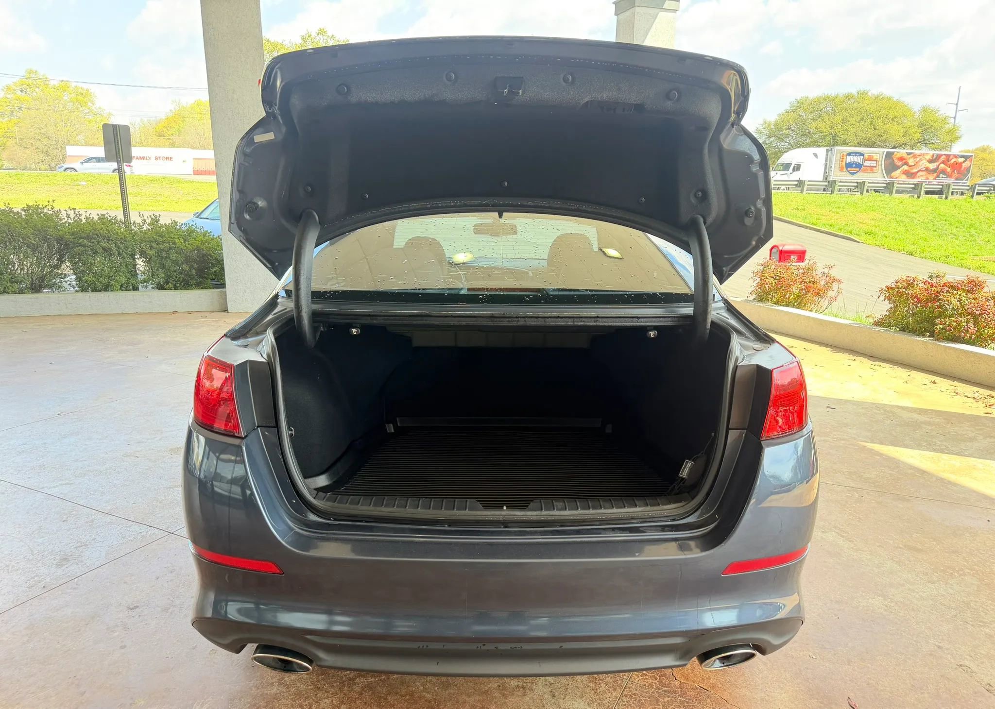 Used 2015 Kia Optima EX image 23