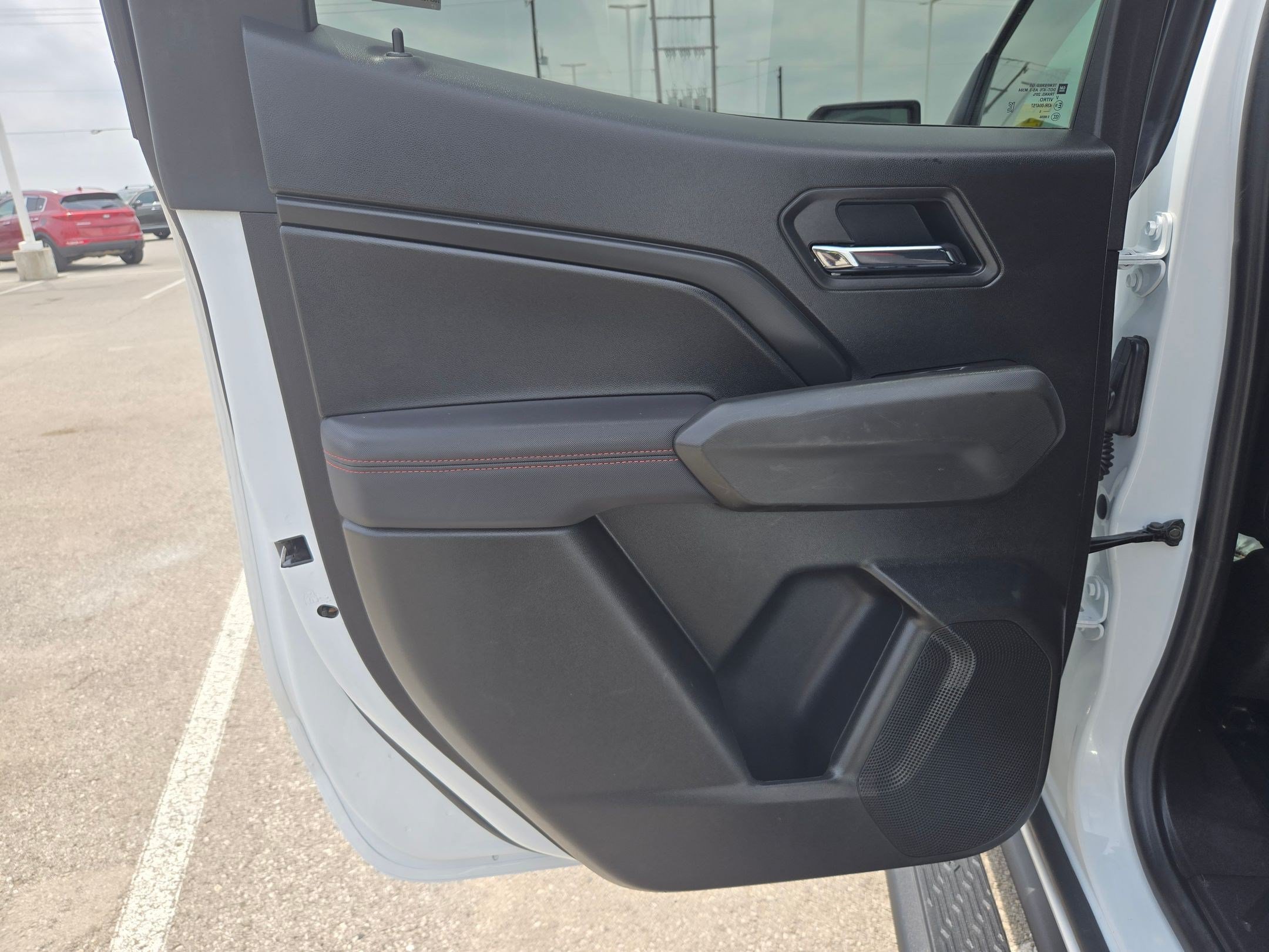 Certified 2025 Chevrolet Colorado Z71 AWD/4WD image 14