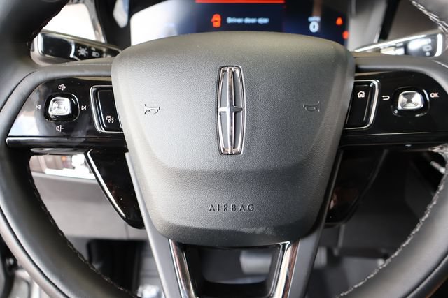 New 2025 Lincoln Corsair Reserve w/ Equipment Group 202A AWD/4WD image 23