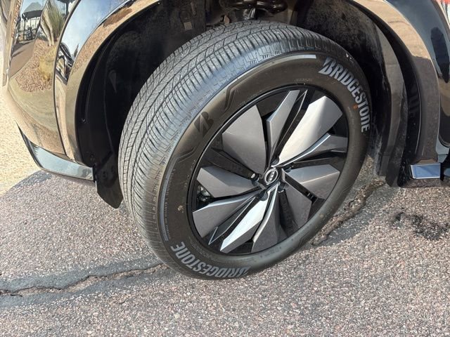 Used 2024 Nissan Ariya AWD image 15