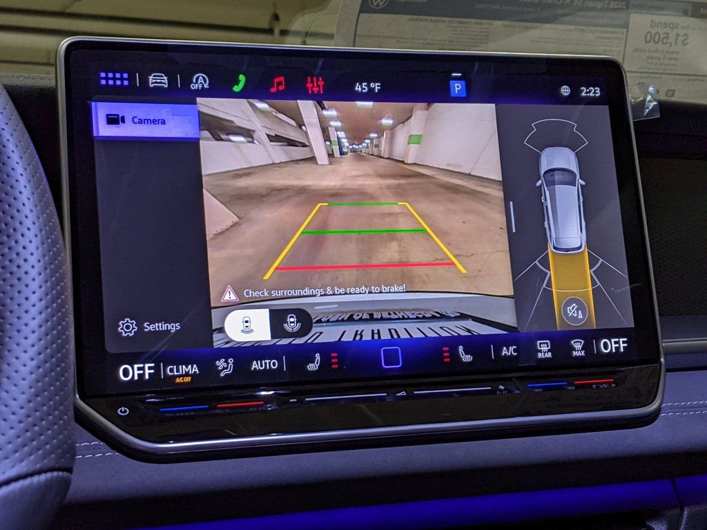 New 2026 Volkswagen Tiguan SE R-Line image 17