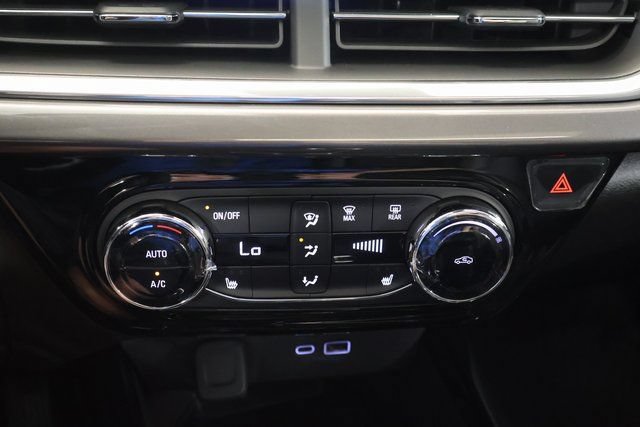 New 2026 Chevrolet Trax ACTIV w/ Sunroof Package FWD image 21