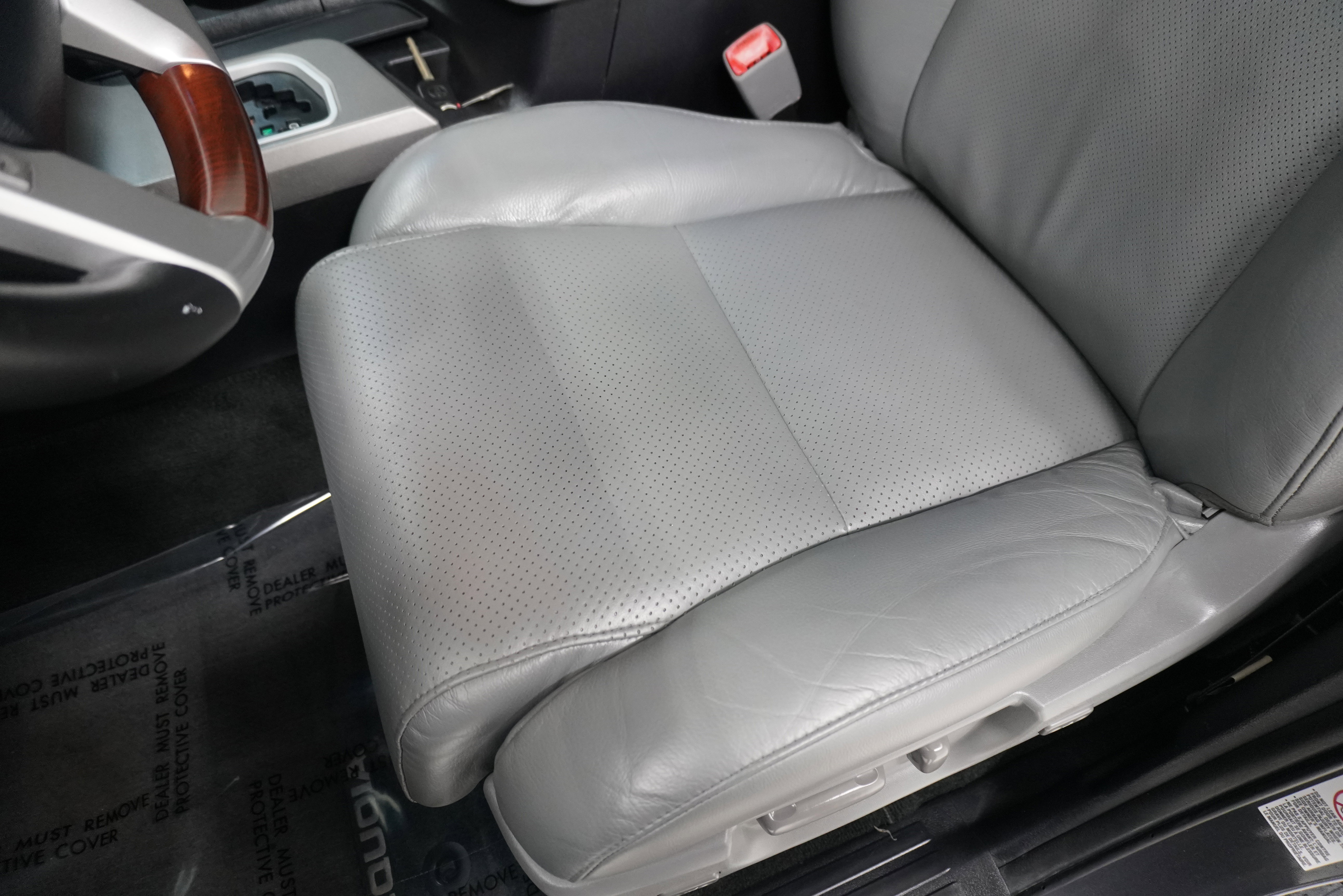 Used 2015 Toyota Sequoia Platinum image 11