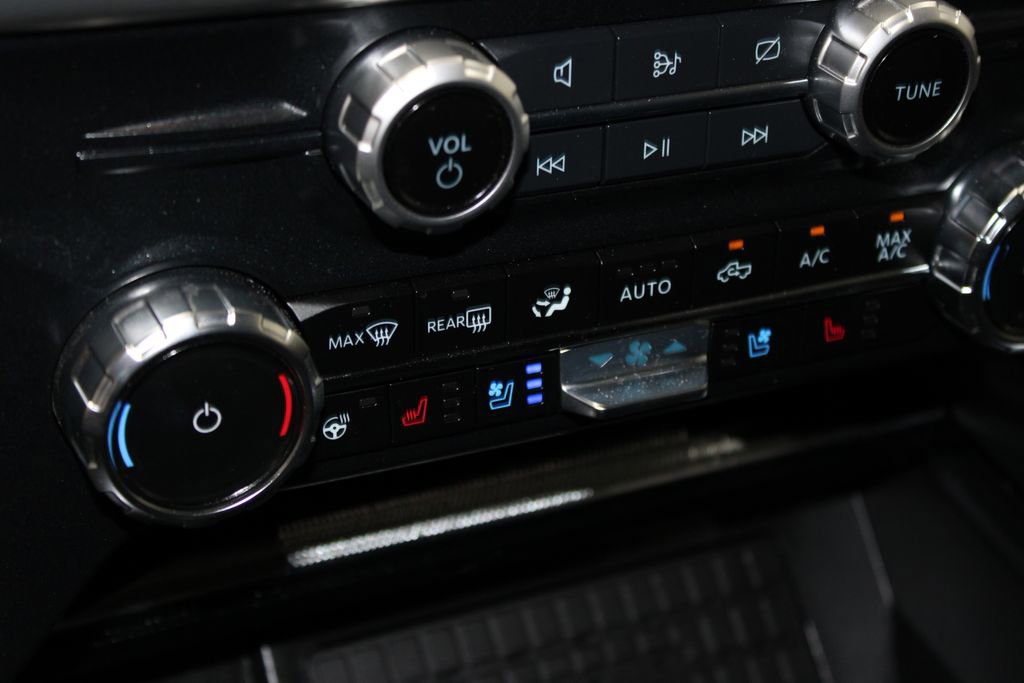 Used 2023 Ford F150 Lariat w/ Equipment Group 502A High image 50