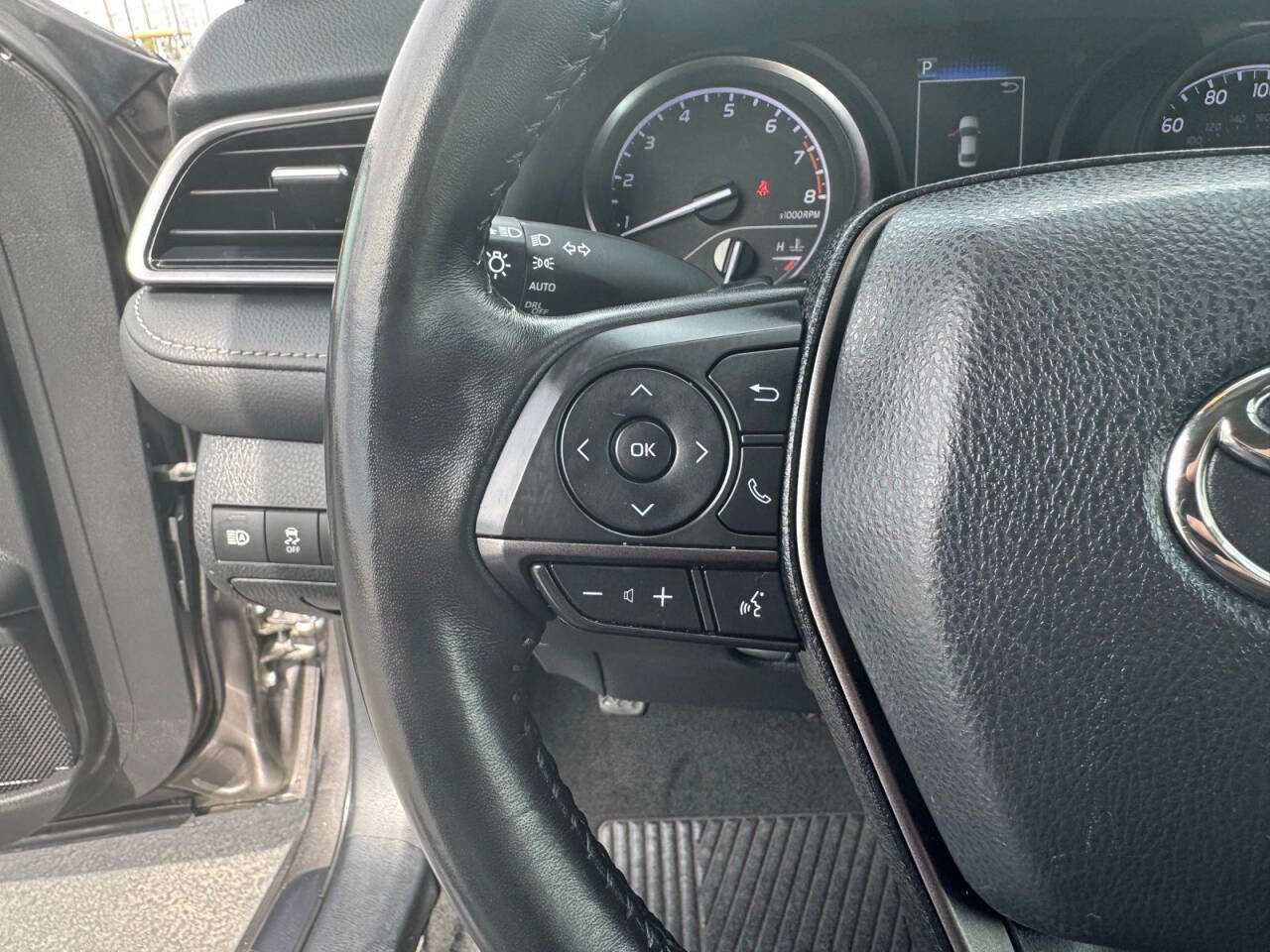 Used 2024 Toyota Camry SE FWD image 18