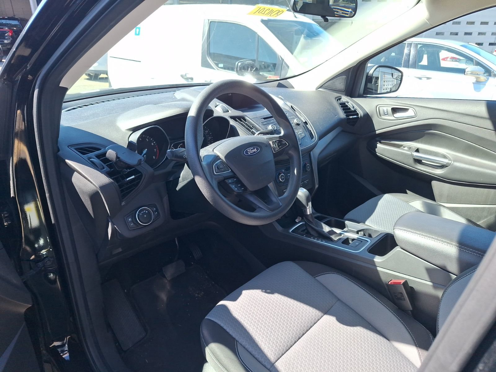 Used 2017 Ford Escape SE FWD image 7