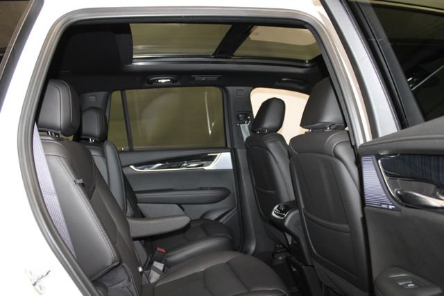 Certified 2024 Cadillac XT6 Premium Luxury w/ Technology Package AWD/4WD image 14