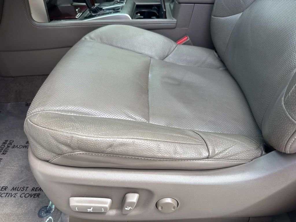 Used 2015 Lexus GX 460 w/ Premium Package image 29