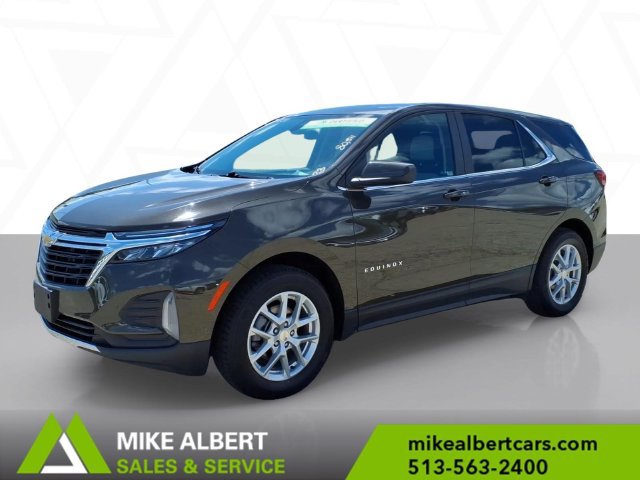 Used 2023 Chevrolet Equinox LT w/ LPO, Floor Liner Package FWD image 3