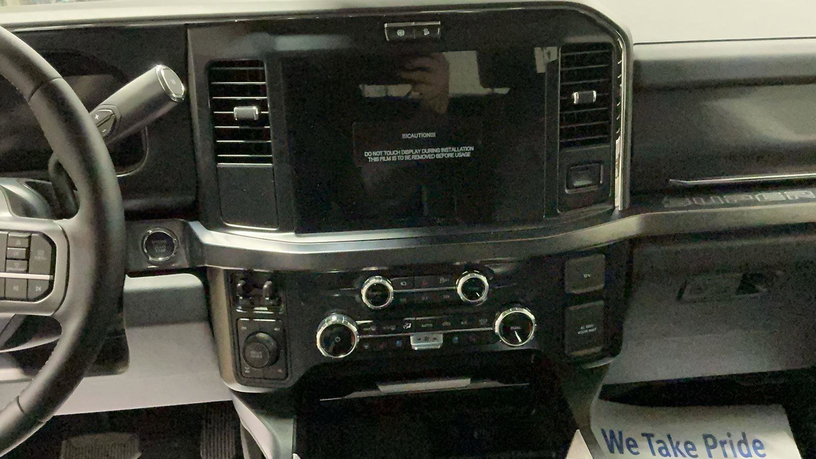 New 2025 Ford F350 Lariat w/ Black Appearance Package image 23