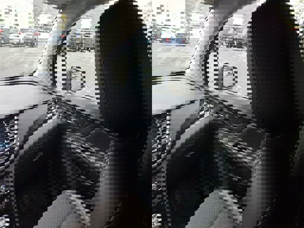 Used 2020 Buick Encore Preferred image 11