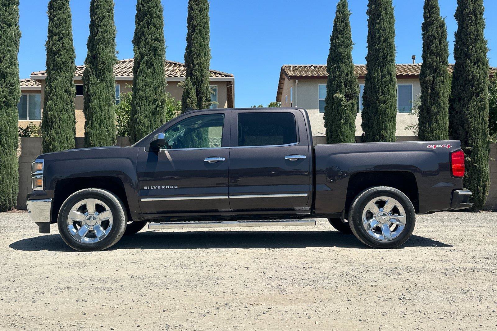 Used 2015 Chevrolet Silverado 1500 LTZ w/ LTZ Plus Package AWD/4WD image 7