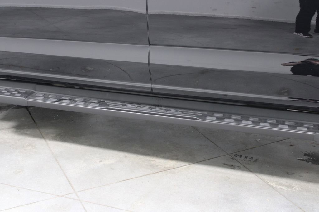 New 2025 Ford F150 Lightning Flash image 7