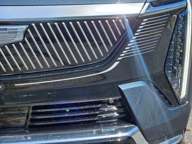 New 2026 Cadillac Escalade IQ Luxury 2 image 17