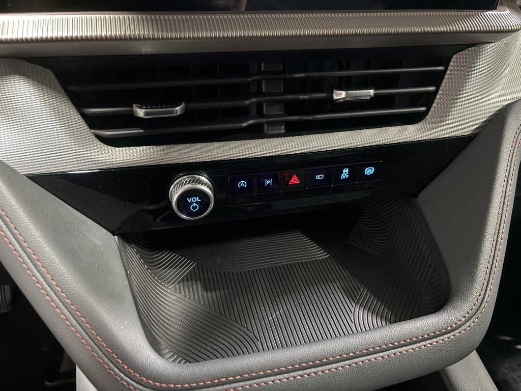 New 2026 Ford Explorer Active w/ Active Comfort Package image 16