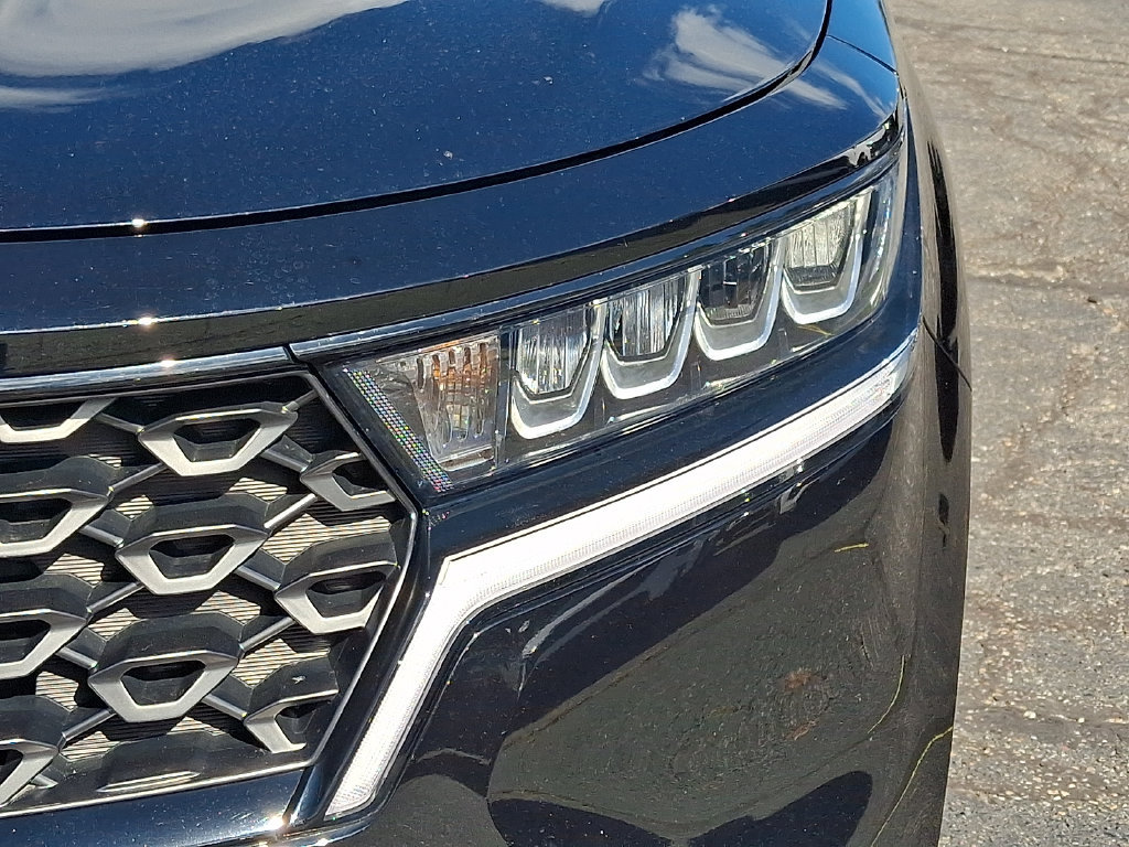 Certified 2023 Kia Sorento S AWD/4WD image 11