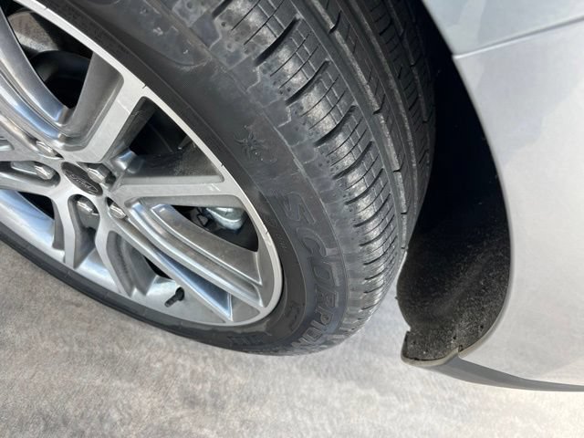 Used 2024 Ford Edge Titanium AWD/4WD image 7