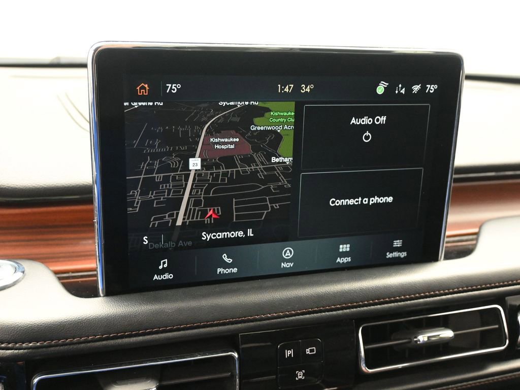 Used 2023 Lincoln Aviator Reserve w/ Equipment Group 201A image 16