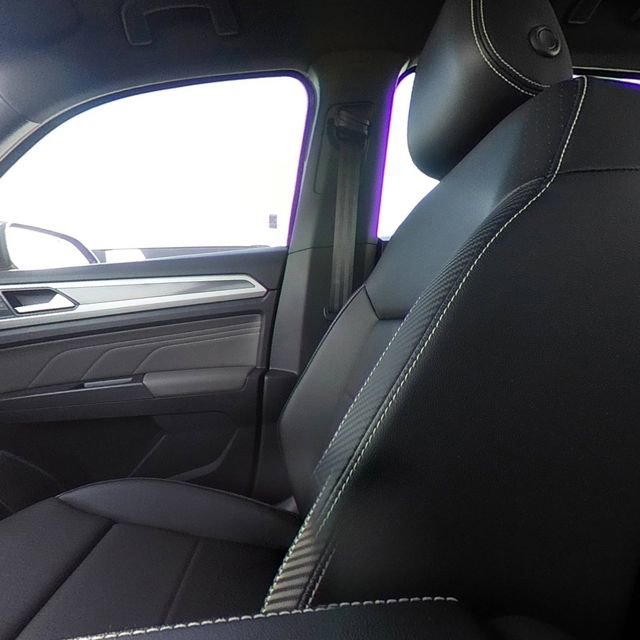Used 2023 Volkswagen Atlas Cross Sport SEL R-Line image 27