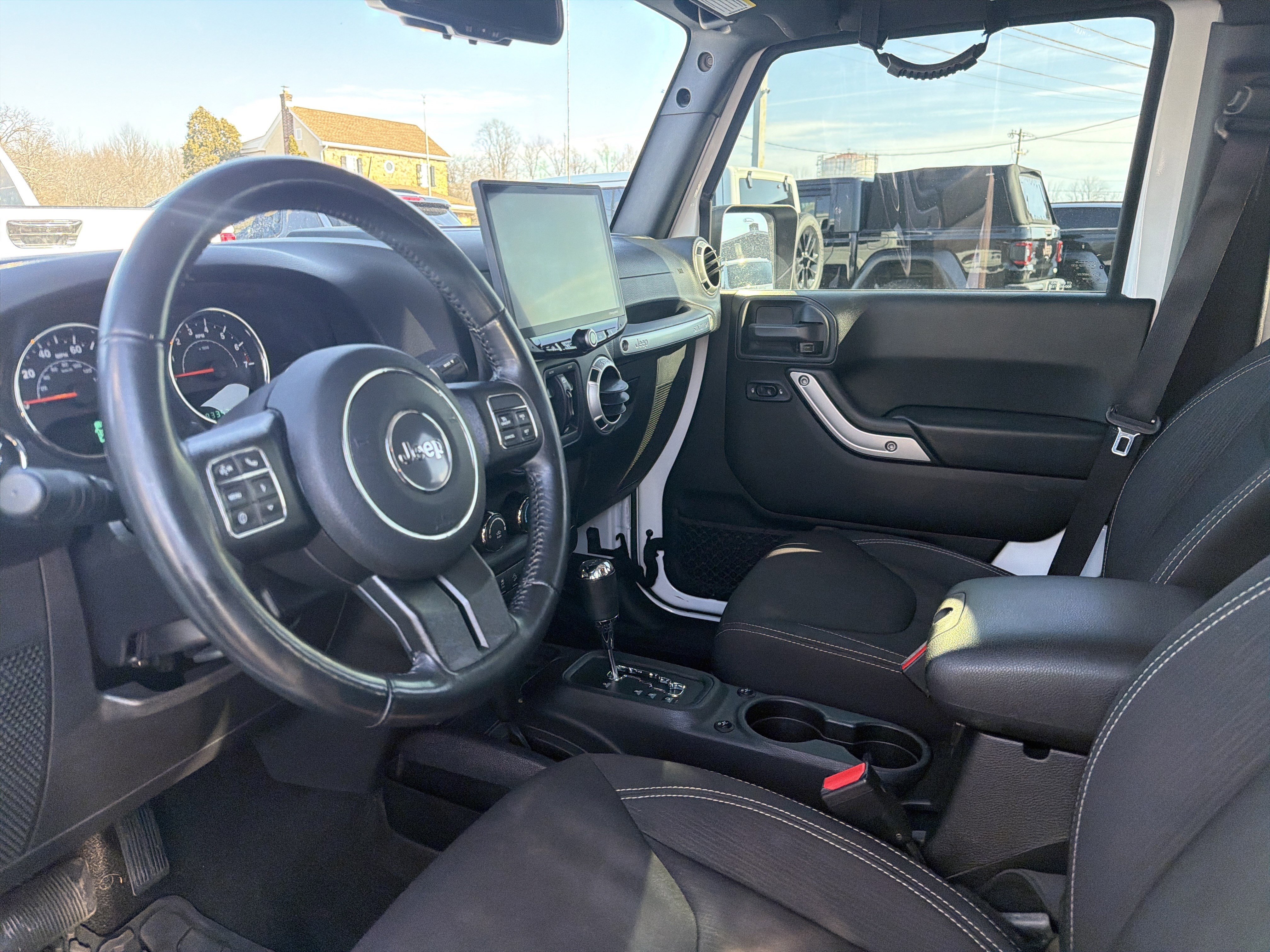 Certified 2018 Jeep Wrangler Unlimited Sahara w/ Connectivity Group image 16