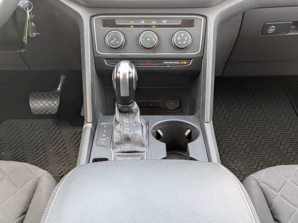 Used 2021 Volkswagen Atlas S FWD image 25