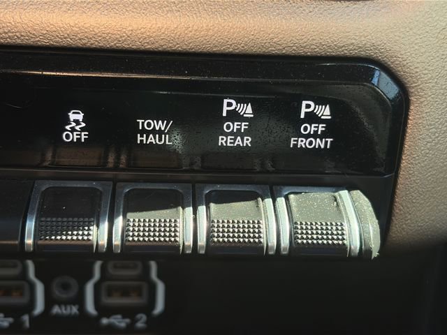 Used 2020 RAM 1500 Laramie AWD/4WD image 44