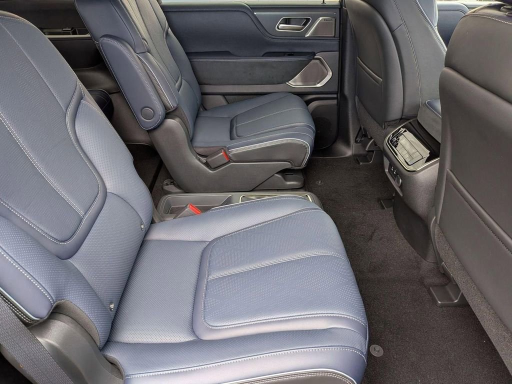 New 2026 INFINITI QX80 4WD w/ Sport Exterior Package image 31