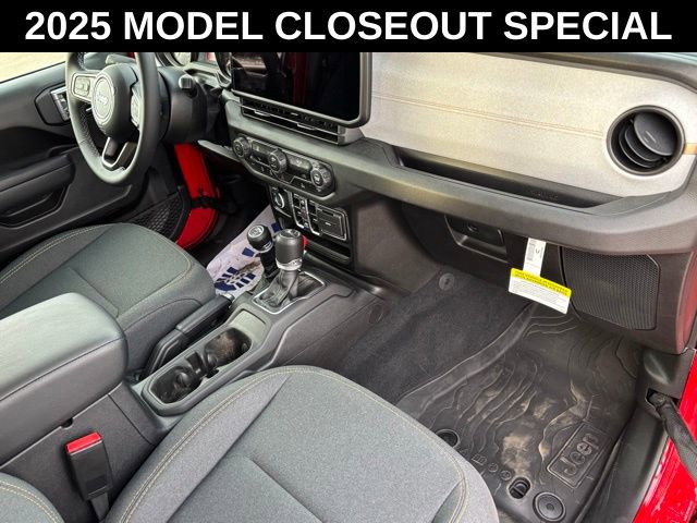 New 2025 Jeep Gladiator Sport AWD/4WD image 22