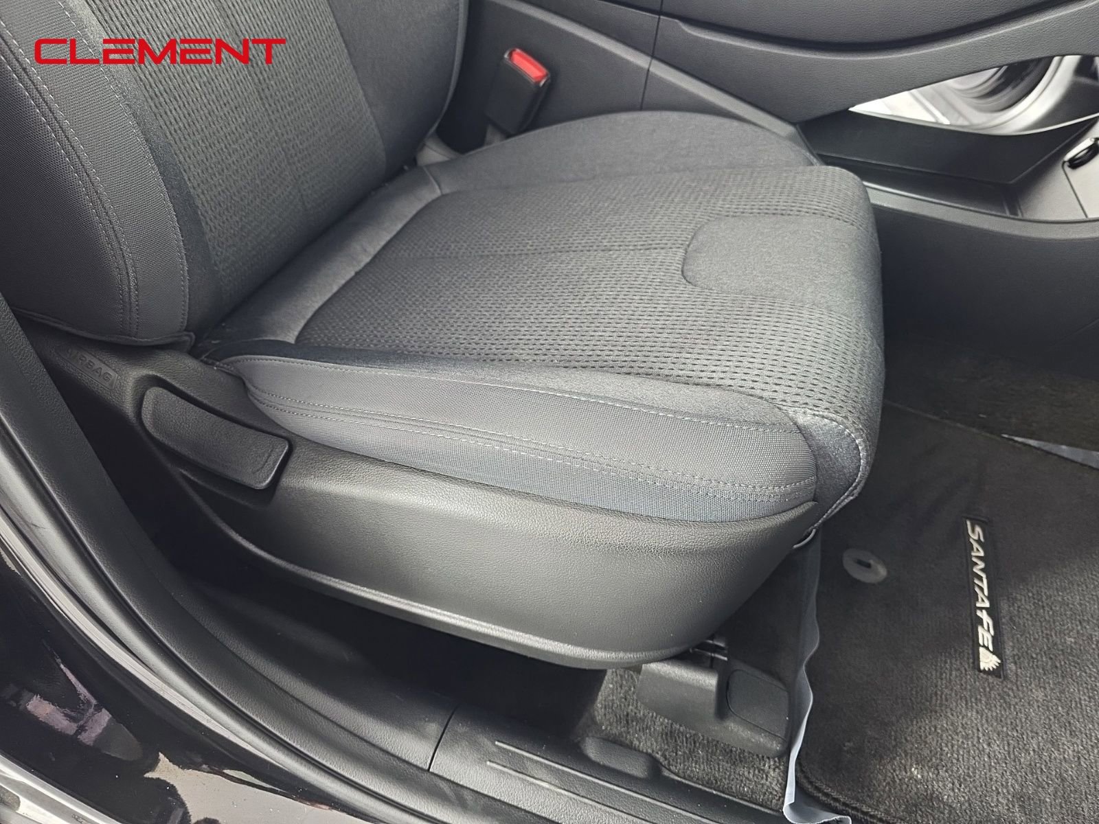 Used 2022 Hyundai Santa Fe SEL w/ Convenience Package image 27