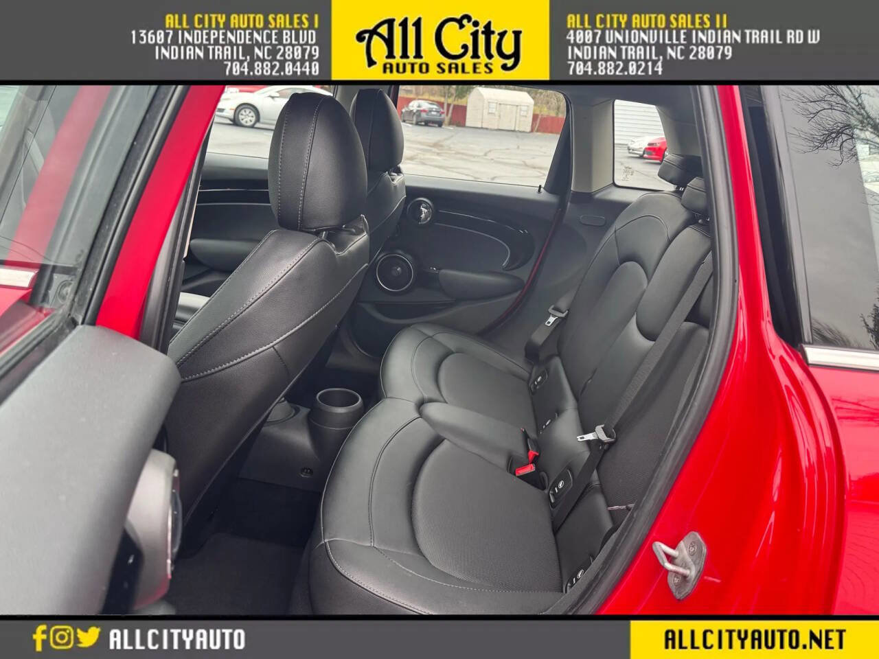 Used 2015 MINI Cooper S image 19