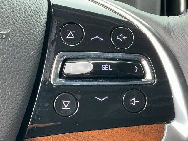 Used 2020 Cadillac Escalade Premium Luxury AWD/4WD image 32