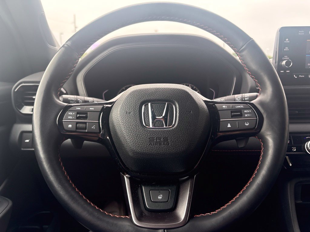 Certified 2025 Honda Pilot TrailSport image 15