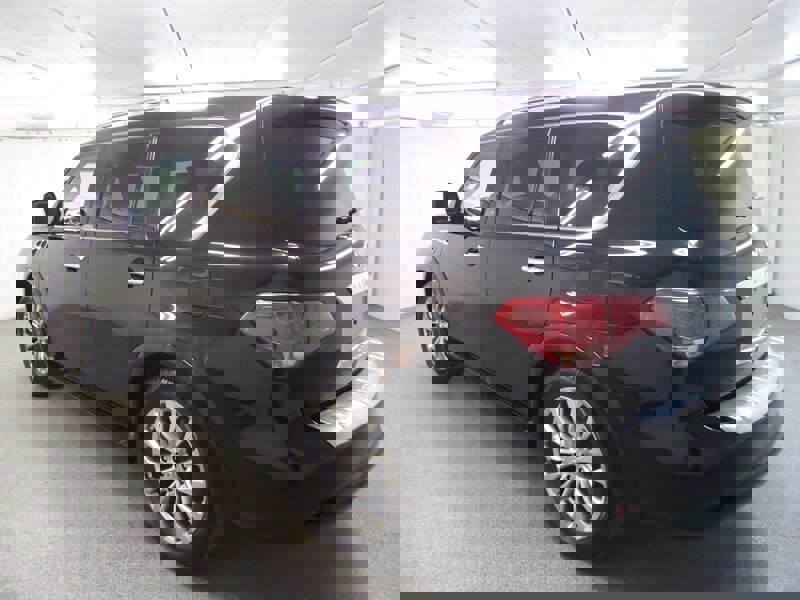 Used 2015 INFINITI QX80 Luxe w/ 22" Wheel Package image 5