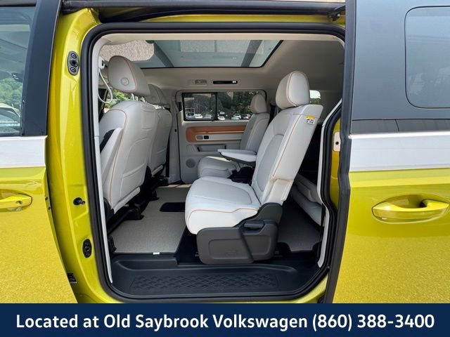New 2025 Volkswagen ID. Buzz 1st Edition image 9
